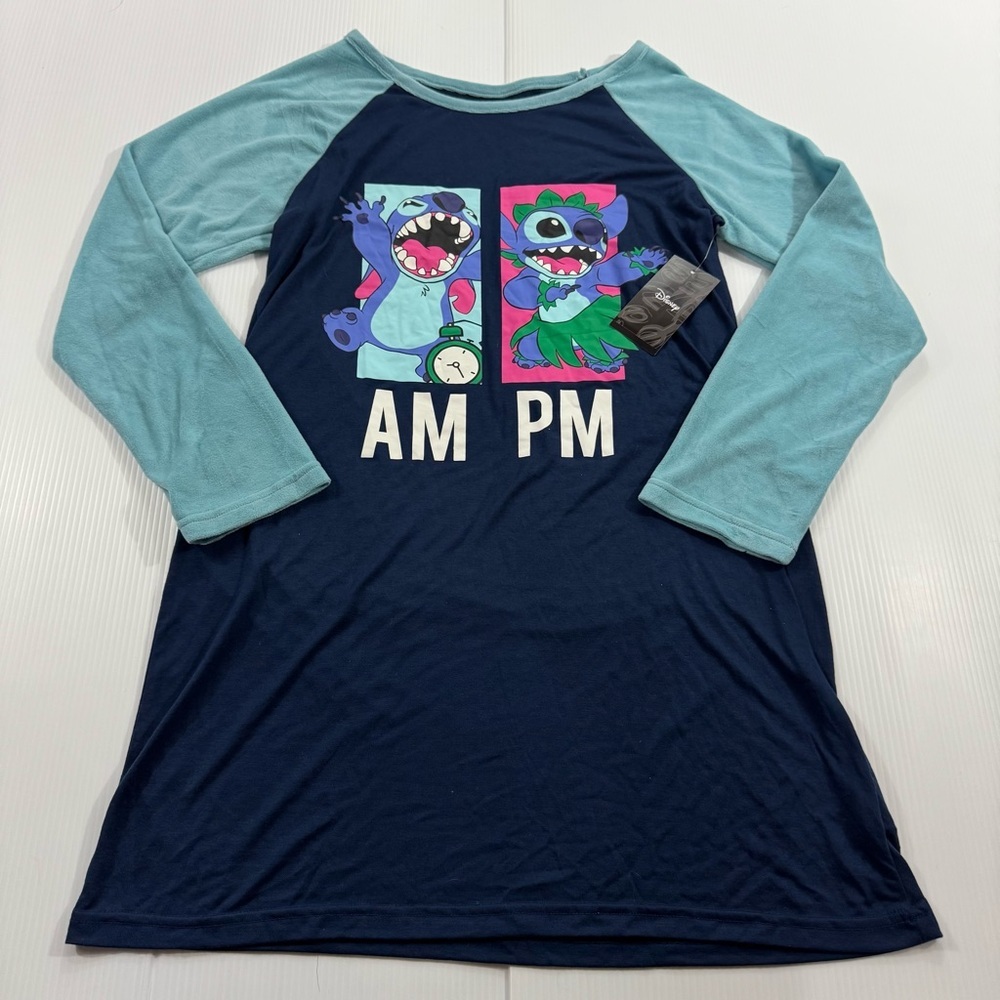 561. NWT Women’s Disney Blue and Teal lilo & stitch PJ dress (L)